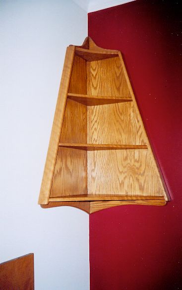 Corner shelf